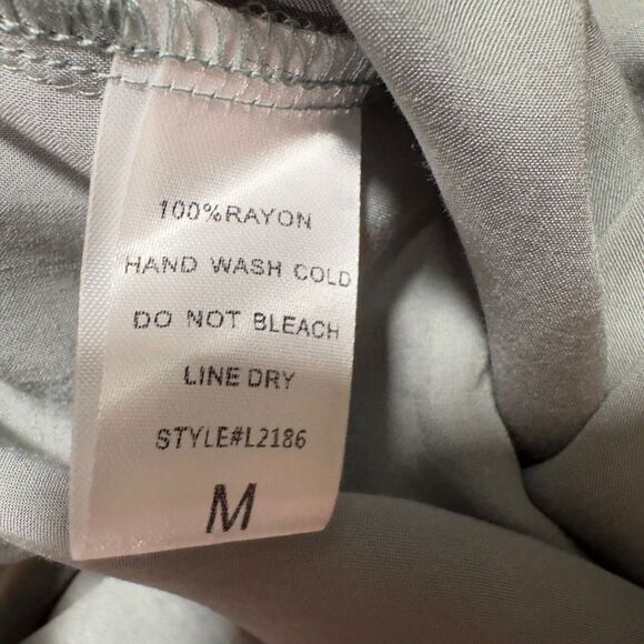 By Together Button-Up Top Womens Size Medium Light Blue Rolled Hem Lightweight - Picture 14 of 14